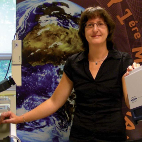 Odile Barres reçoit le cristal 2009 du CNRS[...]