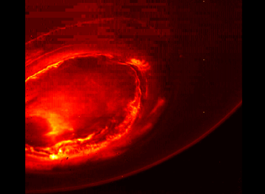 Aurore au-dessus du pôle sud de Jupiter depuis Juno 