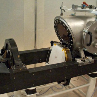 Le spectrographe SOPHIE. Mis en place à l'été 2006 au foyer du télescope de 1m93 de l'OHP, le spectrographe SOPHIE a été utilisé pour observer les candidats SuperWASP. Il sera officiellement inauguré le 30 novembre prochain.

© OHP. INSU.[...]