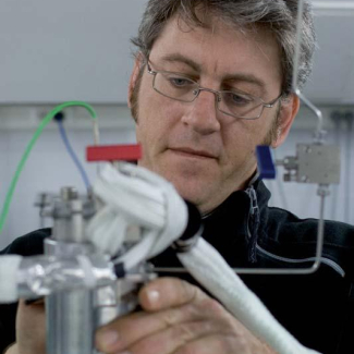 Richard Leprovost reçoit le cristal 2008 du CNRS[...]