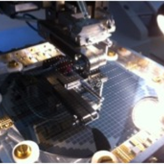 Une matrice de KID en préparation pour NIKA2. © Martino Calvo (Institut Néel - CNRS).[...]
